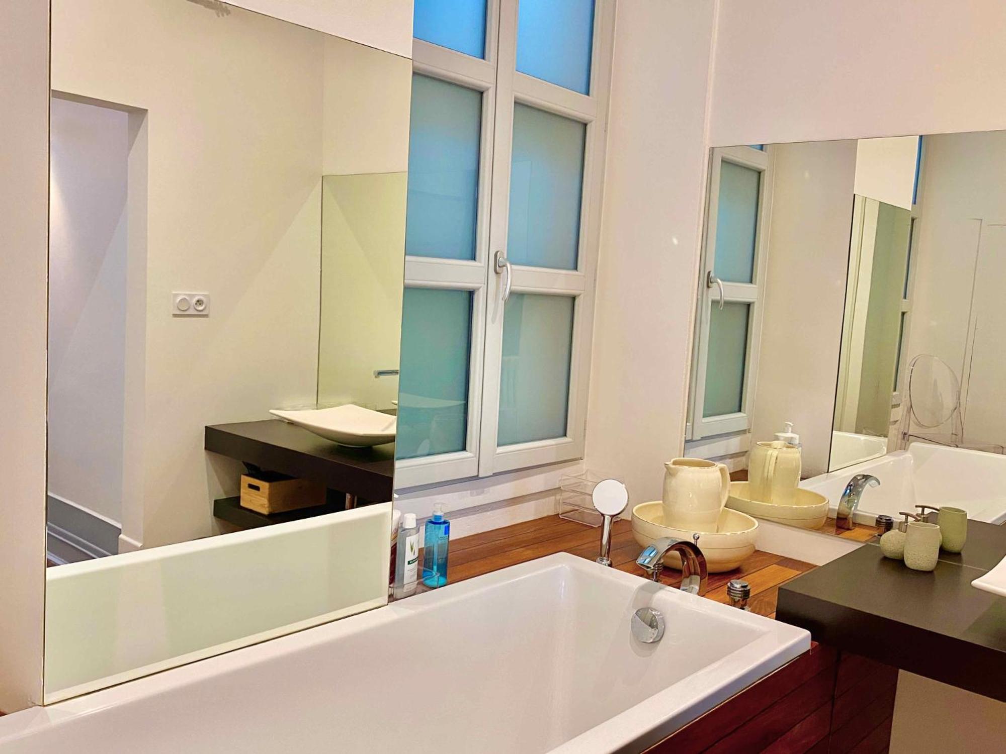 L'Empereur - Parking - Fibre - Netflix Apartment มงโตบ็อง ภายนอก รูปภาพ